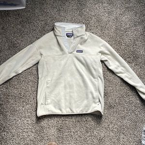 Patagonia sweatshirt